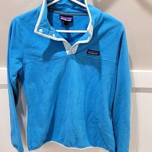 Patagonia lightweight fleece